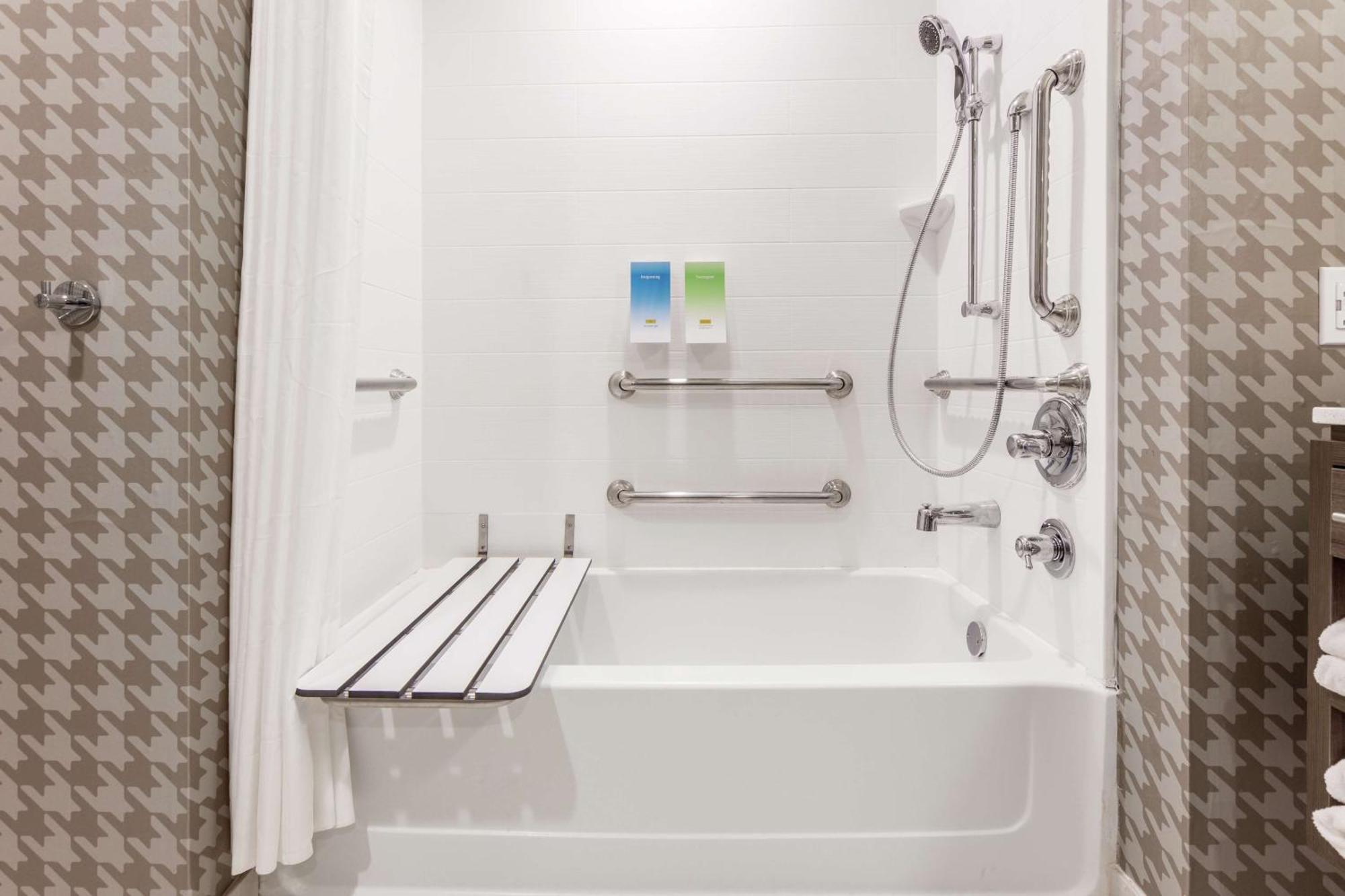 Home 2 Suites By Hilton Indianapolis Northwest Bagian luar foto