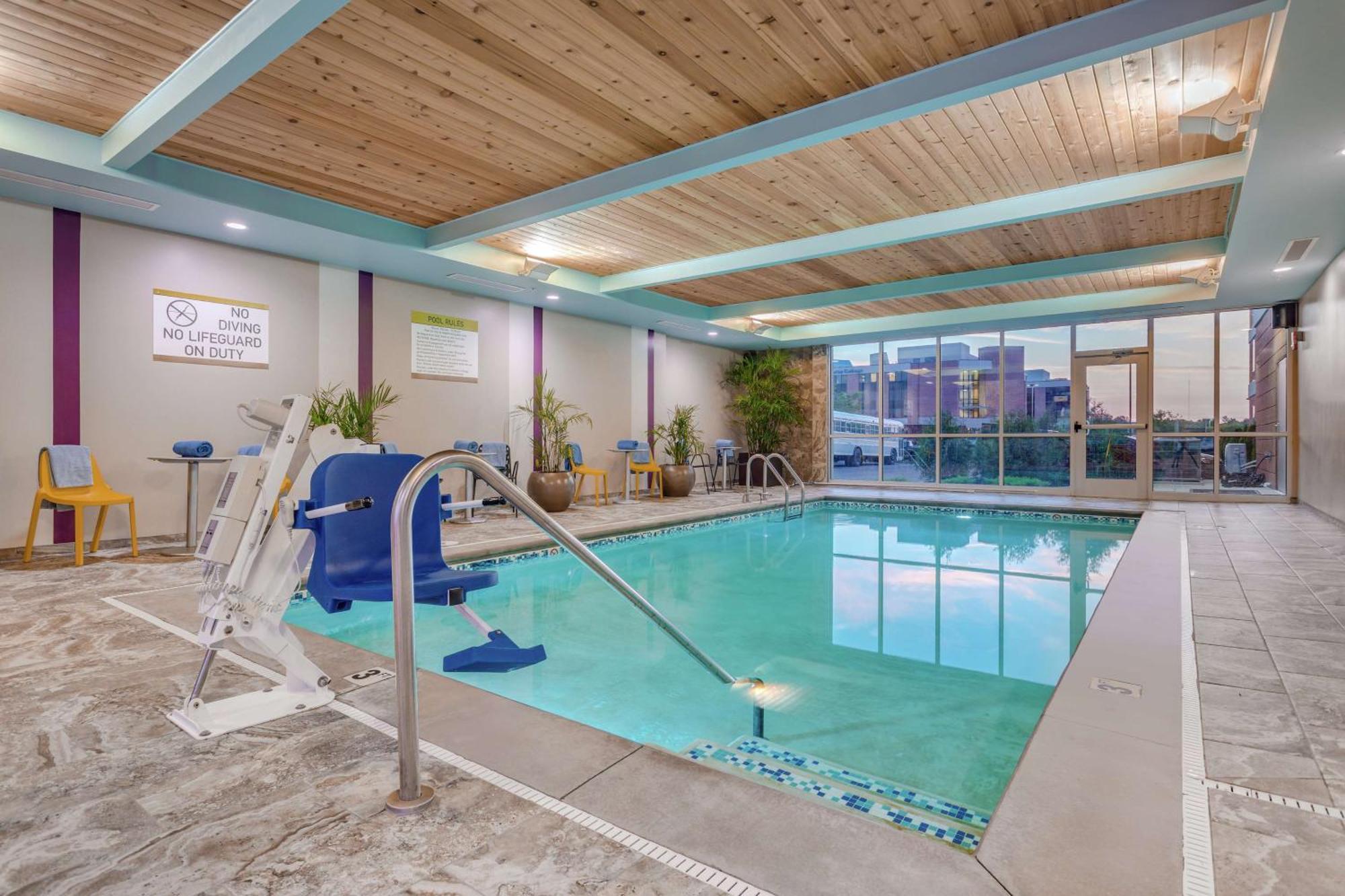 Home 2 Suites By Hilton Indianapolis Northwest Bagian luar foto